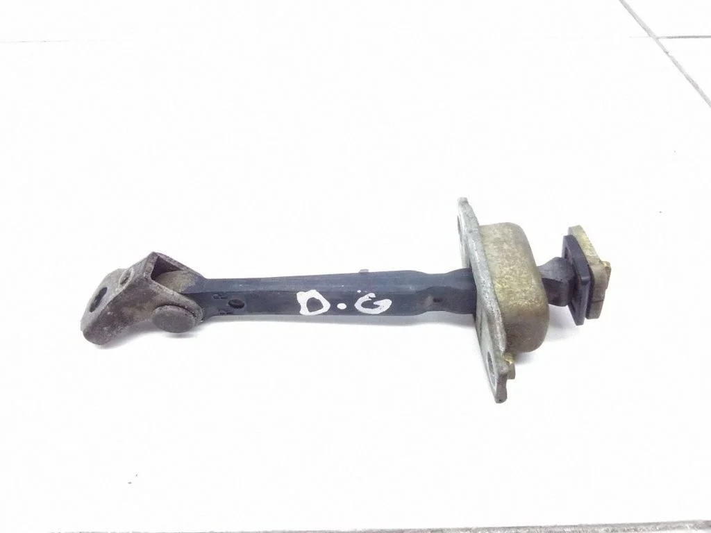 Rear door check strap stopper – Honda Civic (2001-2005)