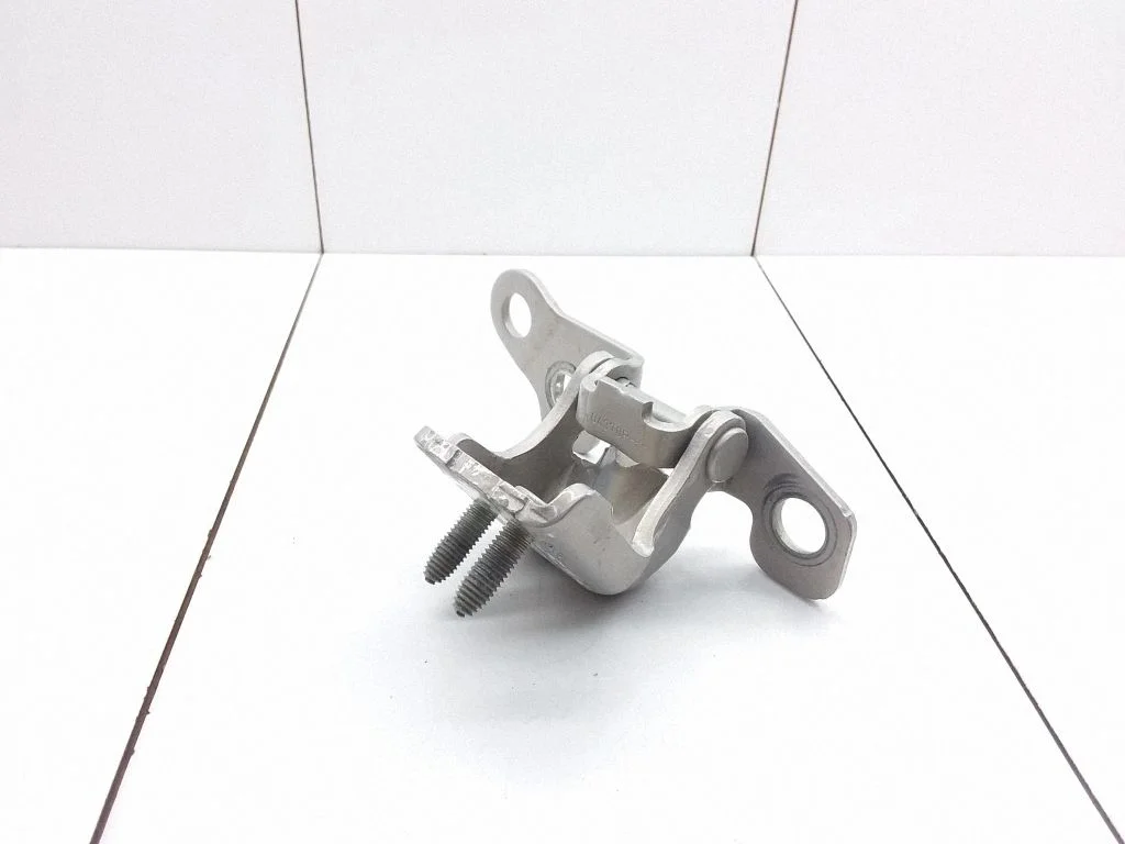 Rear door upper hinge – Renault Zoe (2012-)