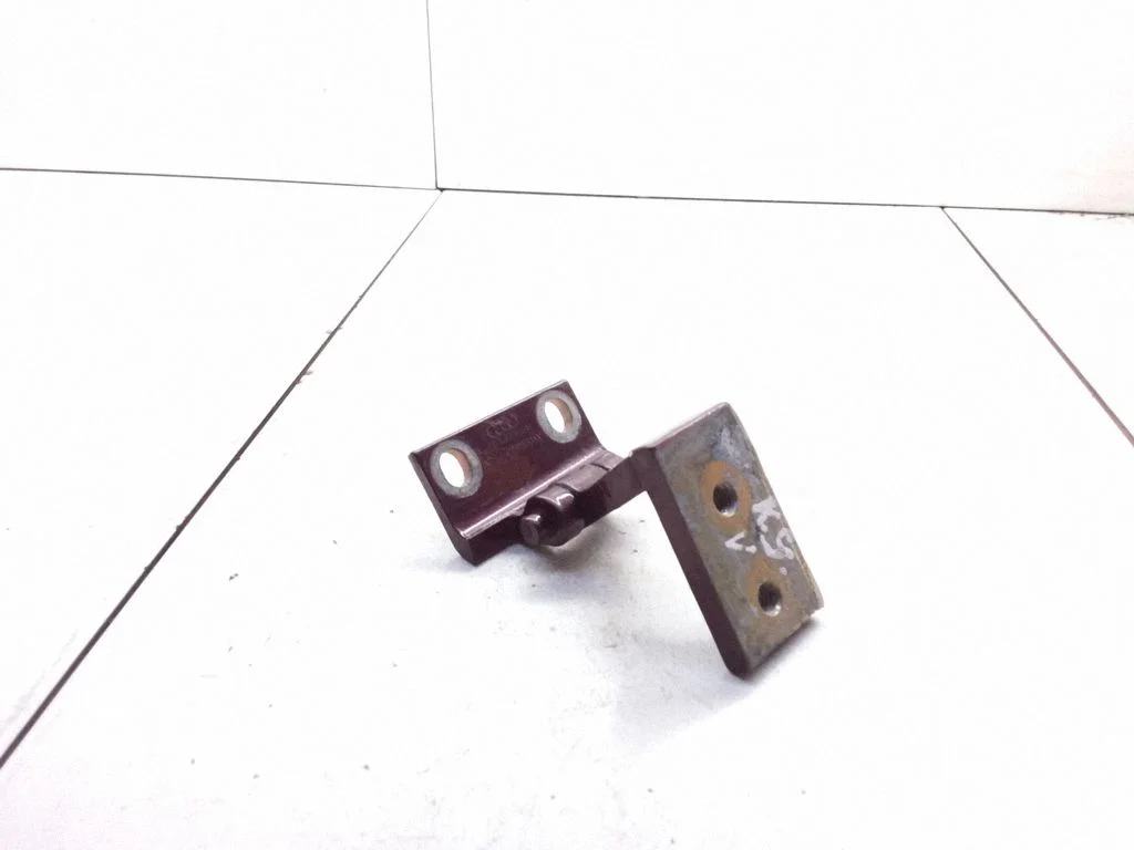 Rear door upper hinge 4A0833401