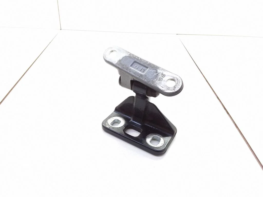 Tagaukse ülemine hing 0406U46