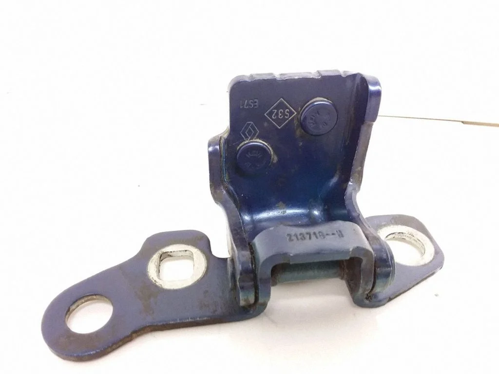 Rear door upper hinge – left