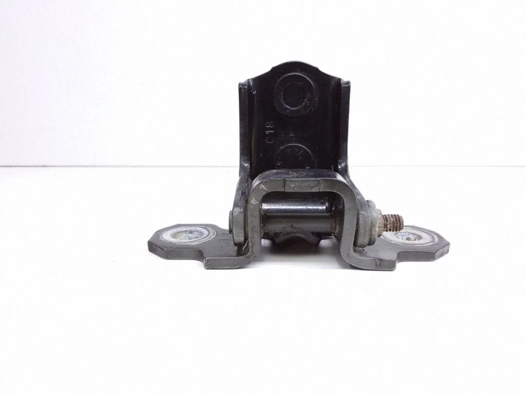 Rear door upper hinge – right