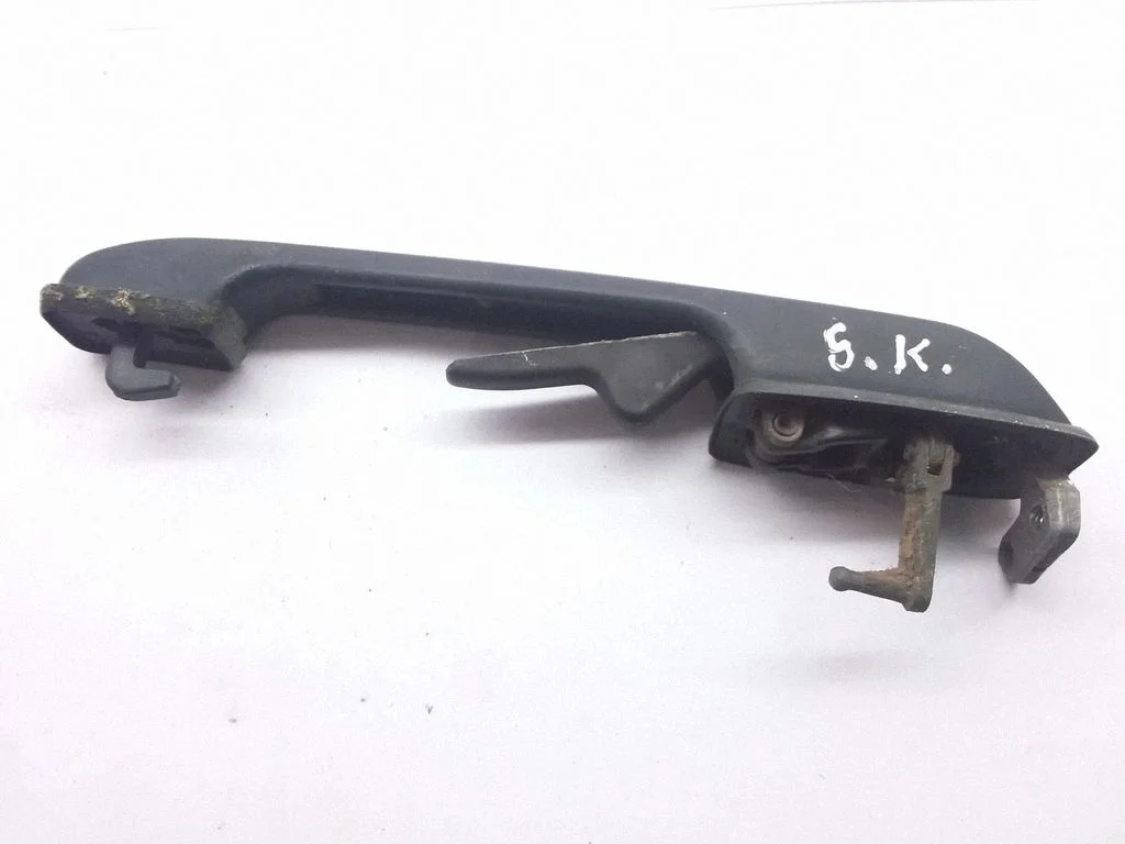 Rear door exterior handle 443337211