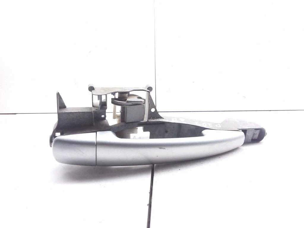 Rear door exterior handle – Peugeot 207 CC (2007-2014)