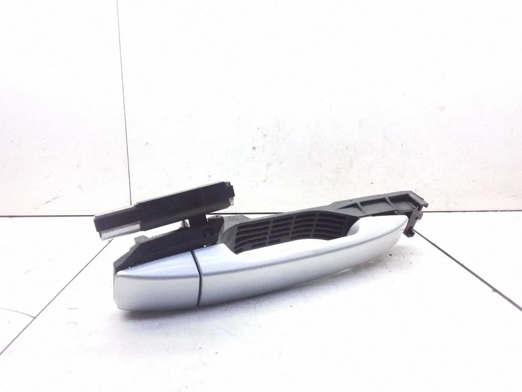 Tagaukse välimine käepide – Subaru Forester SH (2008-2013)