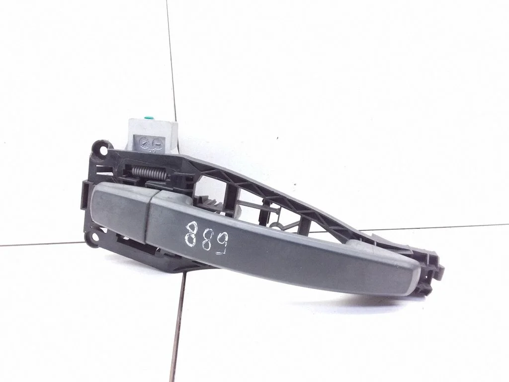 Rear door exterior handle – rear right