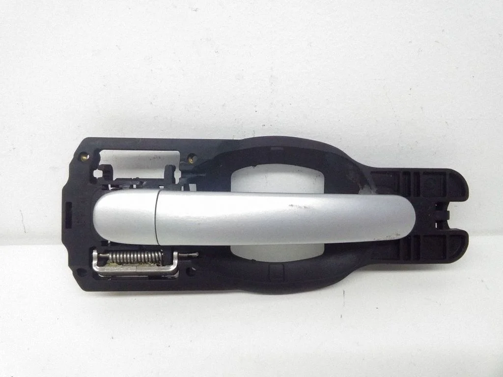 Rear door exterior handle 153352010