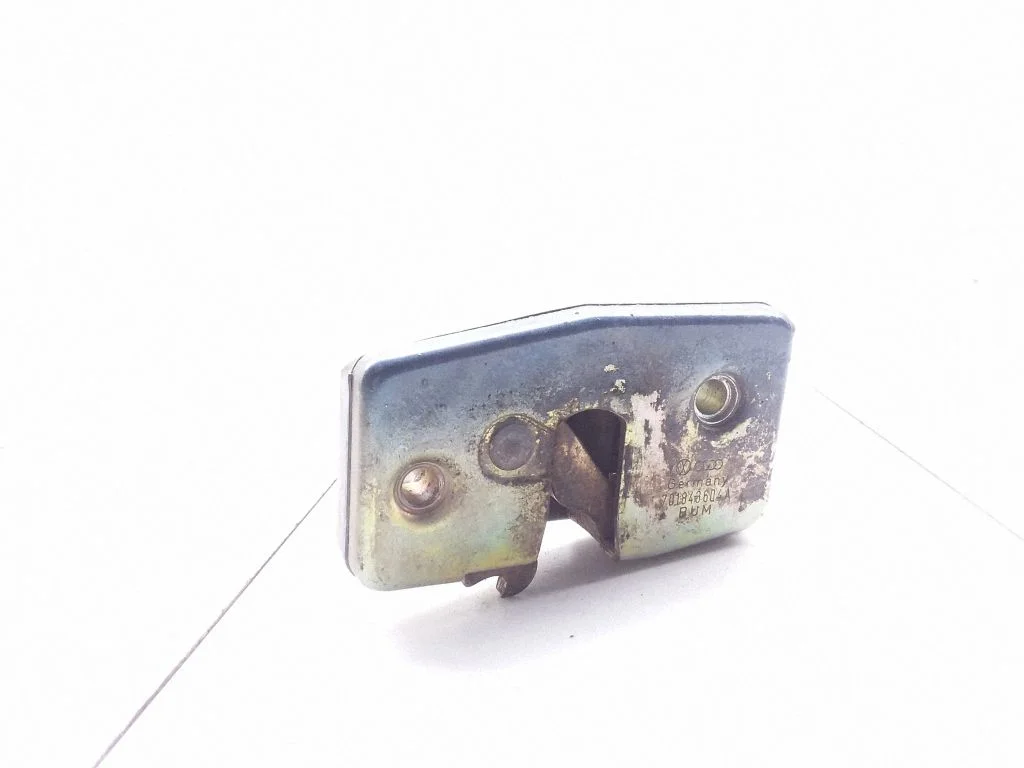 Rear door lock – Volkswagen Transporter - Caravelle T4 (1991-2003)