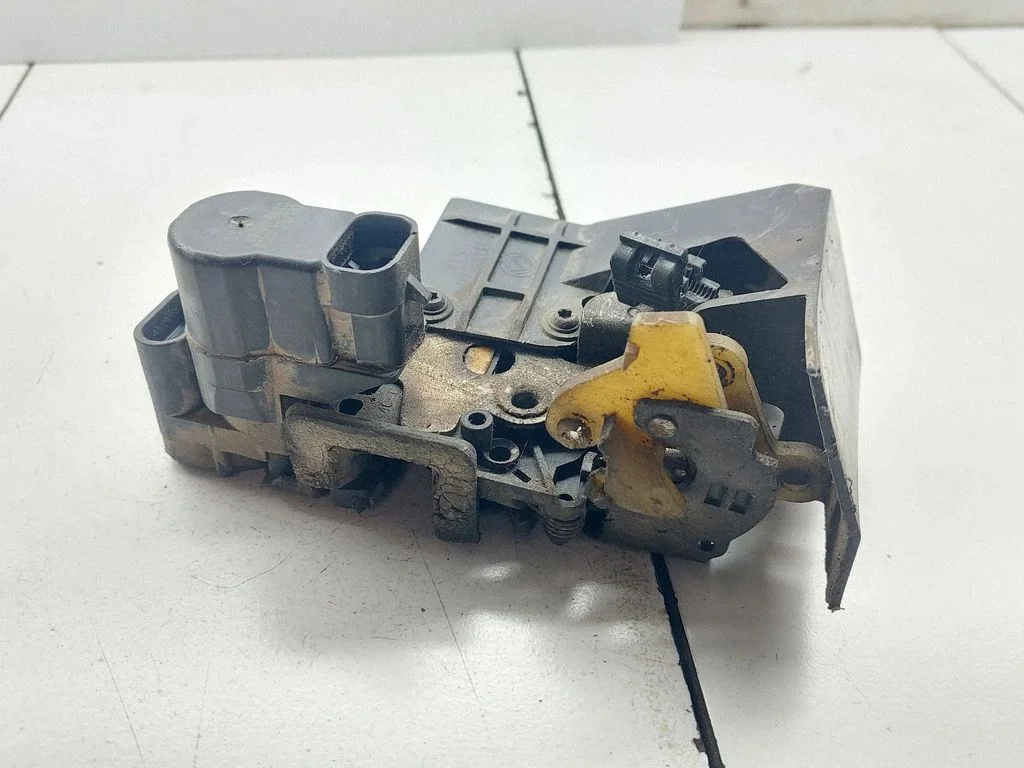 Rear door lock