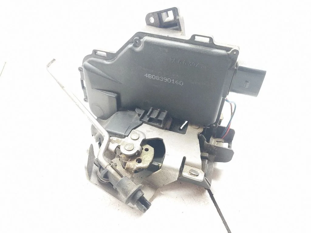Rear door lock – Audi A4 S4 B6 8E 8H (2001-2005)