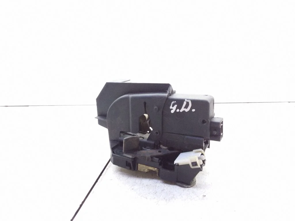 Rear door lock – Renault Laguna I (1994-2000)