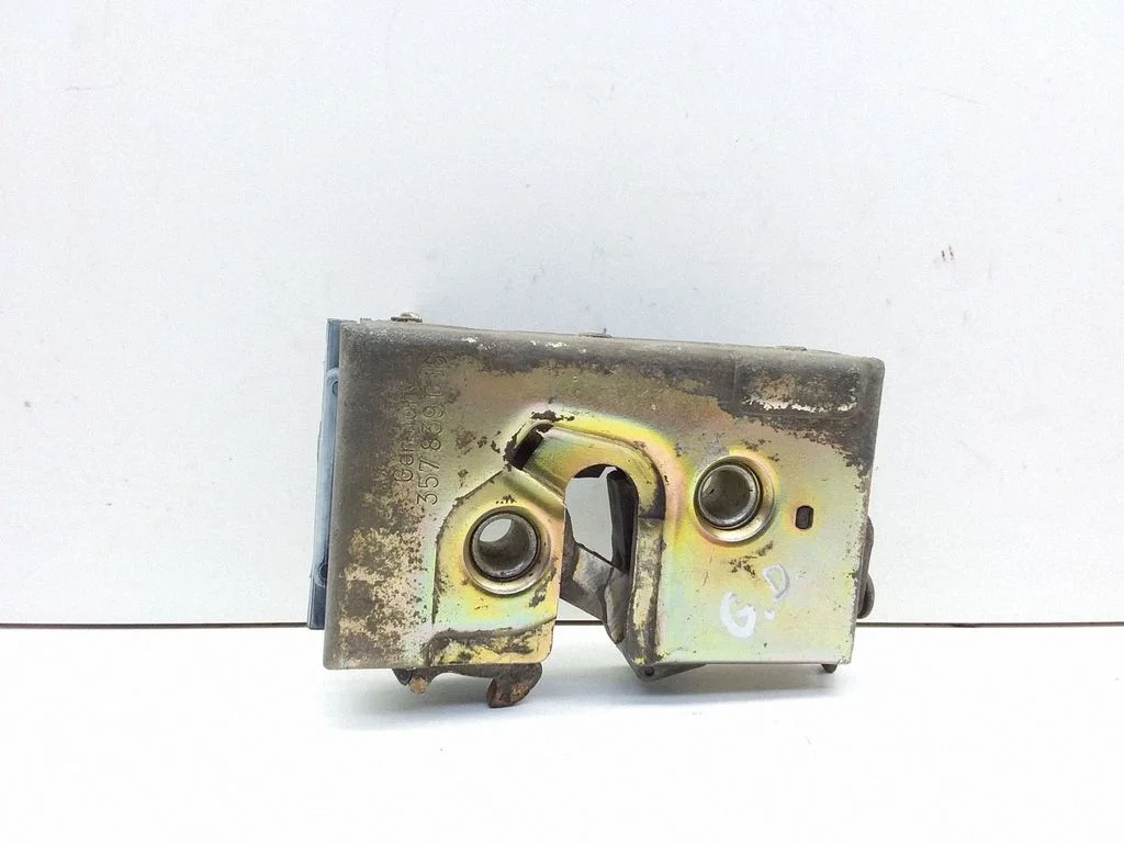 Rear door lock 357839016