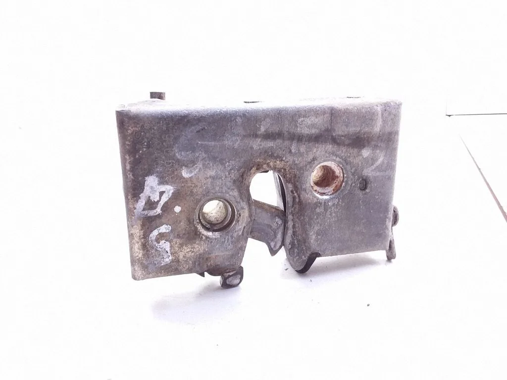 Rear door lock 191839016