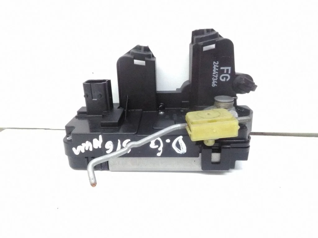 Rear door lock – Opel Signum (2003-2008)