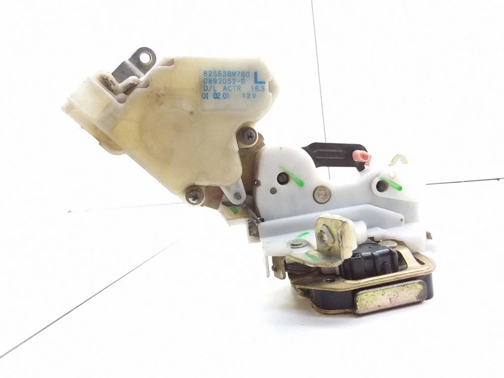 Rear door lock 82553BM760