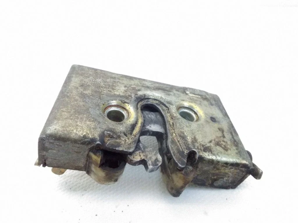 Rear door lock 813839016