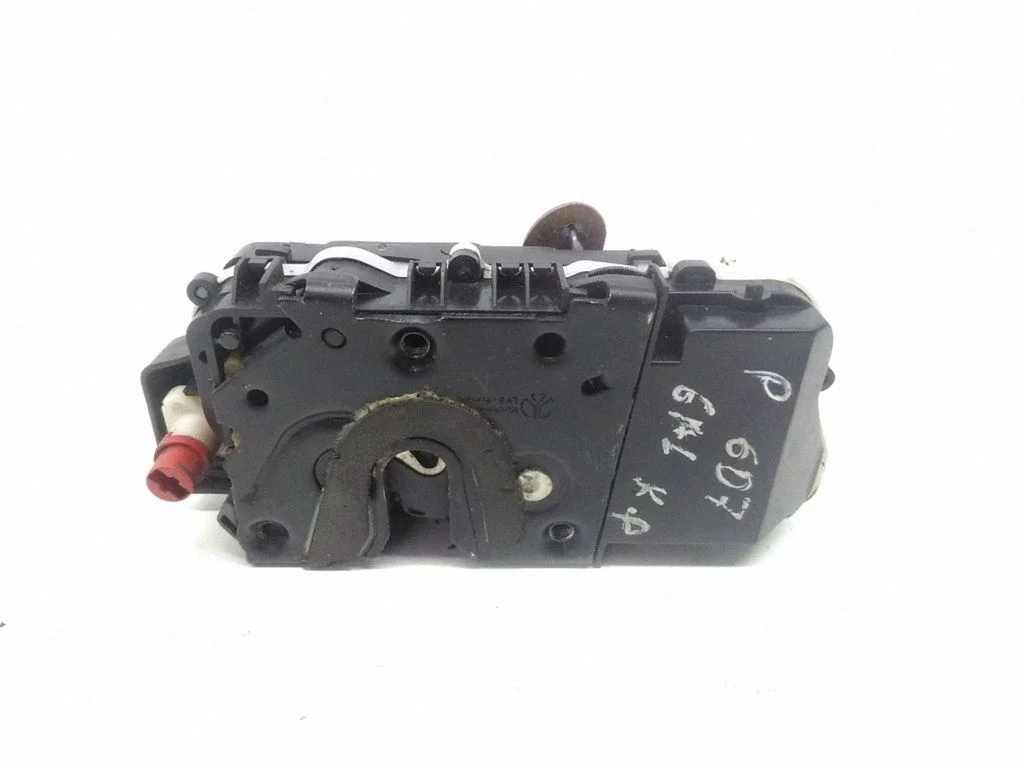 Rear door lock – left
