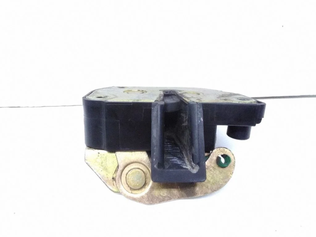 Rear door lock – Chrysler Grand Voyager III (1995-2000)