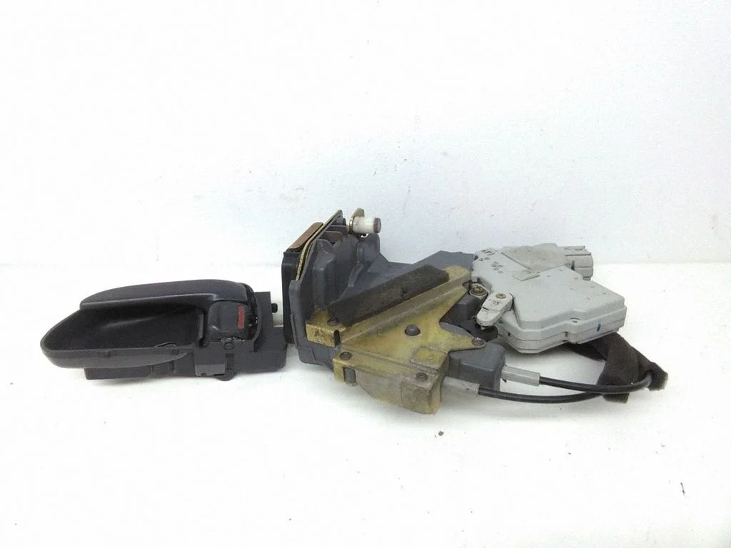 Rear door lock – left