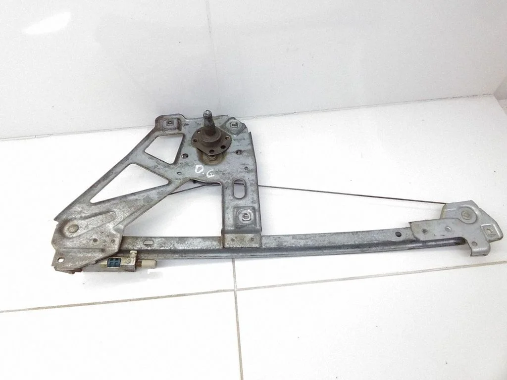 Rear window lifting mechanism without motor 4A0839400A