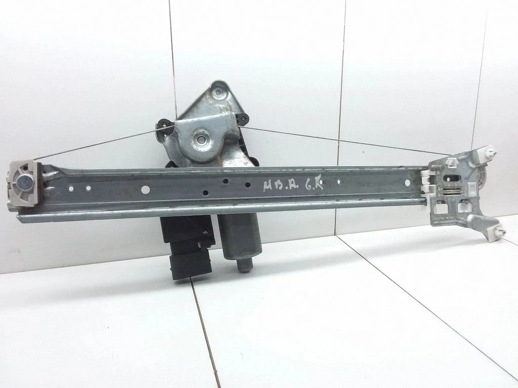 Rear door window regulator with motor – Mercedes-Benz A-Class W168 (1997-2004)