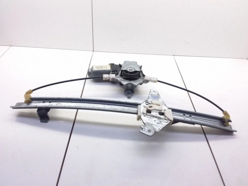 Rear door window regulator with motor 400600T1