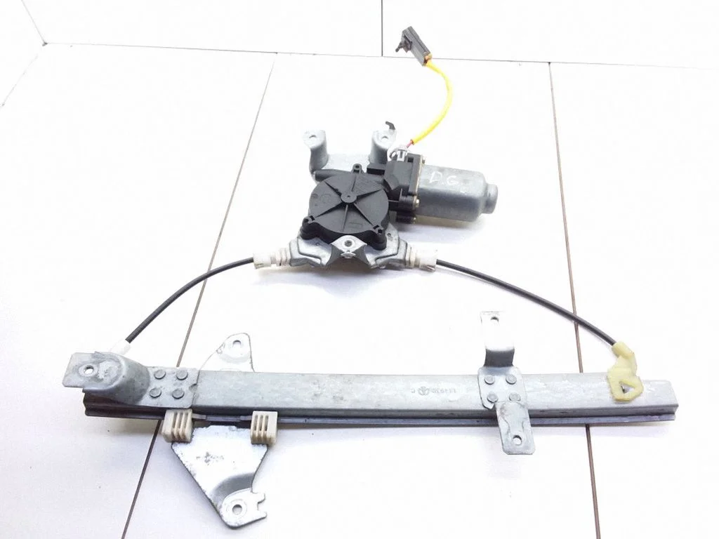 Rear door window regulator with motor 400600T4
