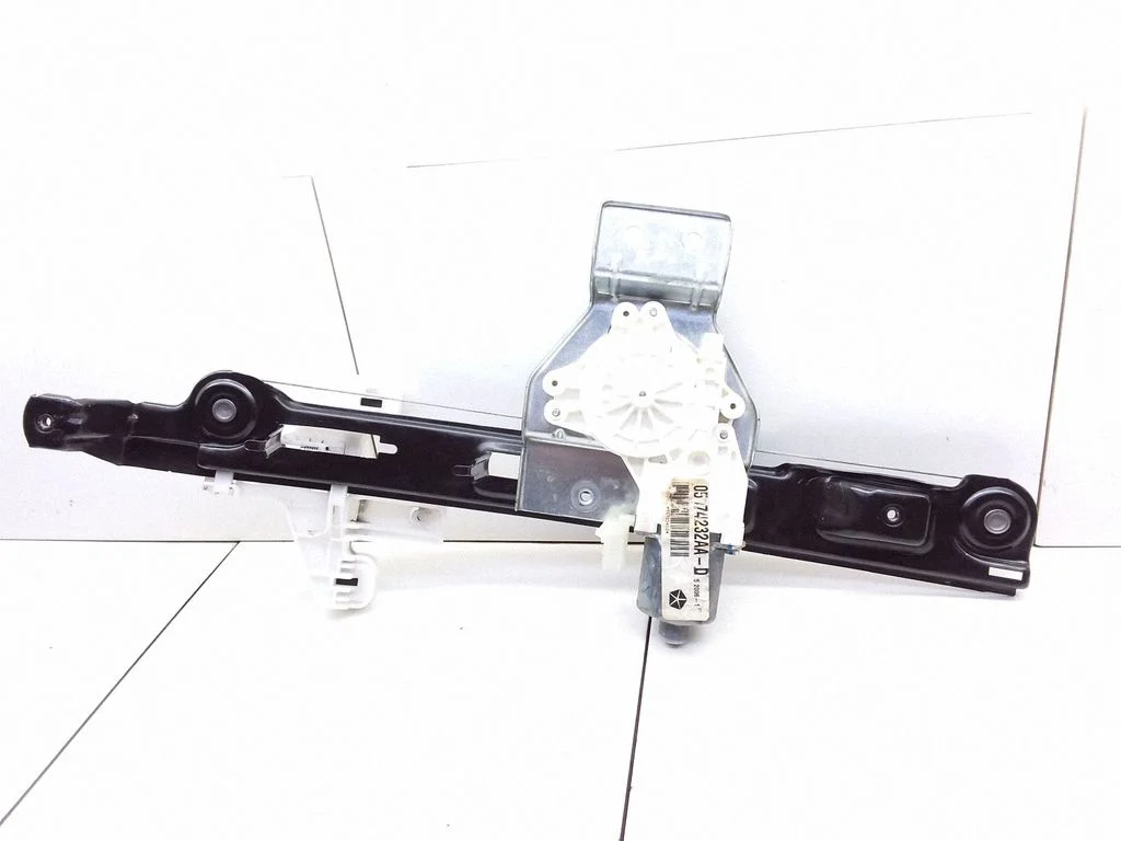 Rear door window regulator with motor 05074232AA