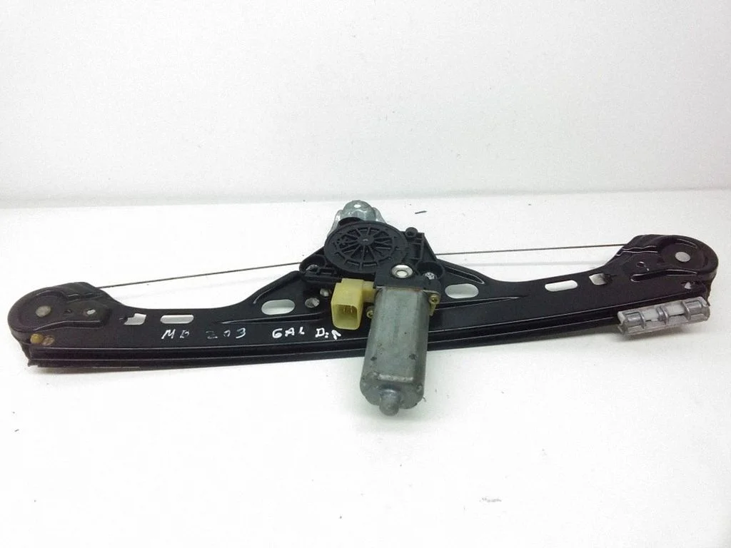 Tagaukse elektriline aknatõstuk mootoriga – Mercedes-Benz C-klass W203 (2000-2007)