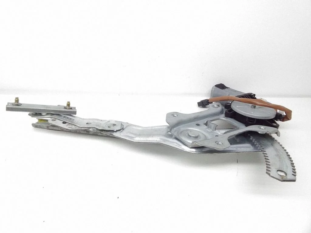 Podnośnik szyby tylnej z silniczkiem – Subaru Impreza II (2003-2005)
