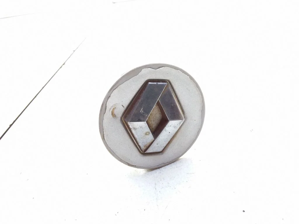 R12 wheel hub/cap/trim – Renault Megane II (2002-2005)
