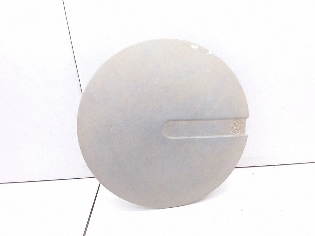 R12 wheel hub/cap/trim – Volkswagen Golf I (1975-1984)
