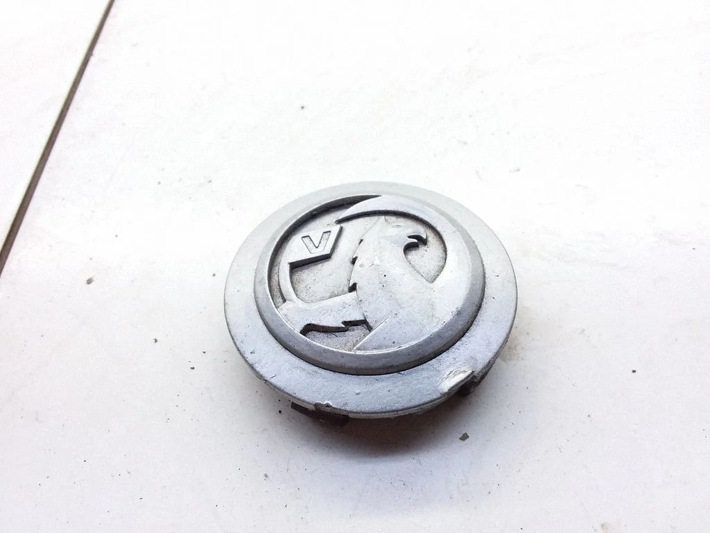R12 wheel hub/cap/trim – Opel Corsa D (2006-2014)