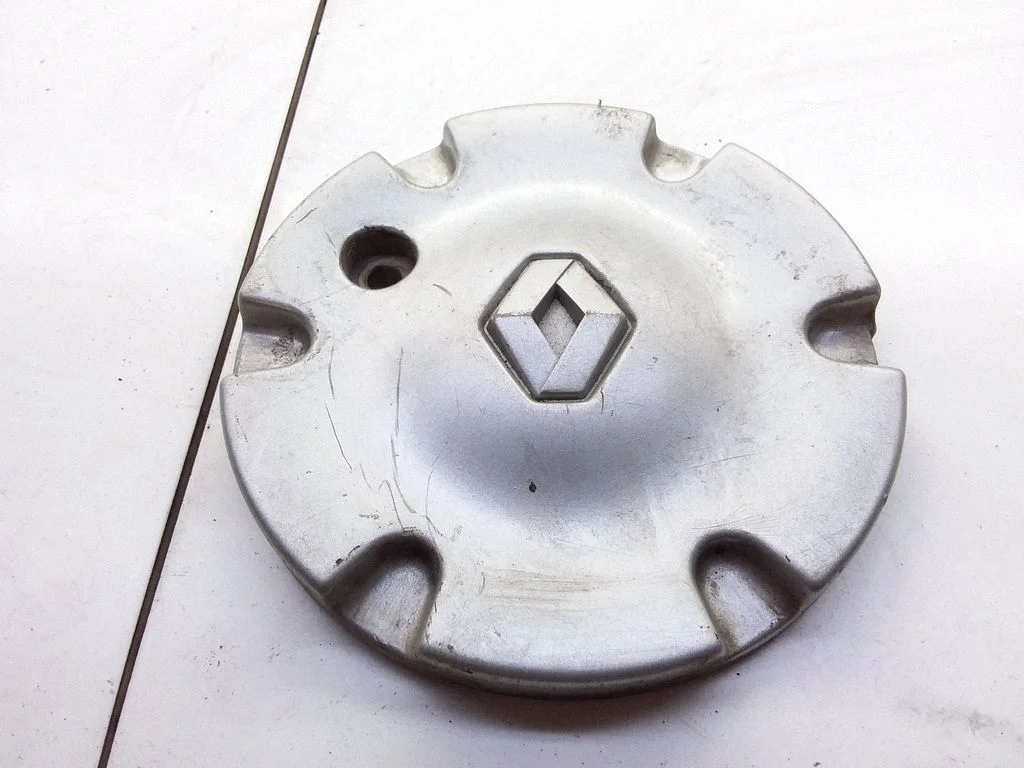 R12 wheel hub/cap/trim – Renault Laguna I (1994-2000)