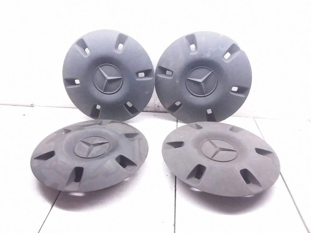 Original wheel cap A9064010025