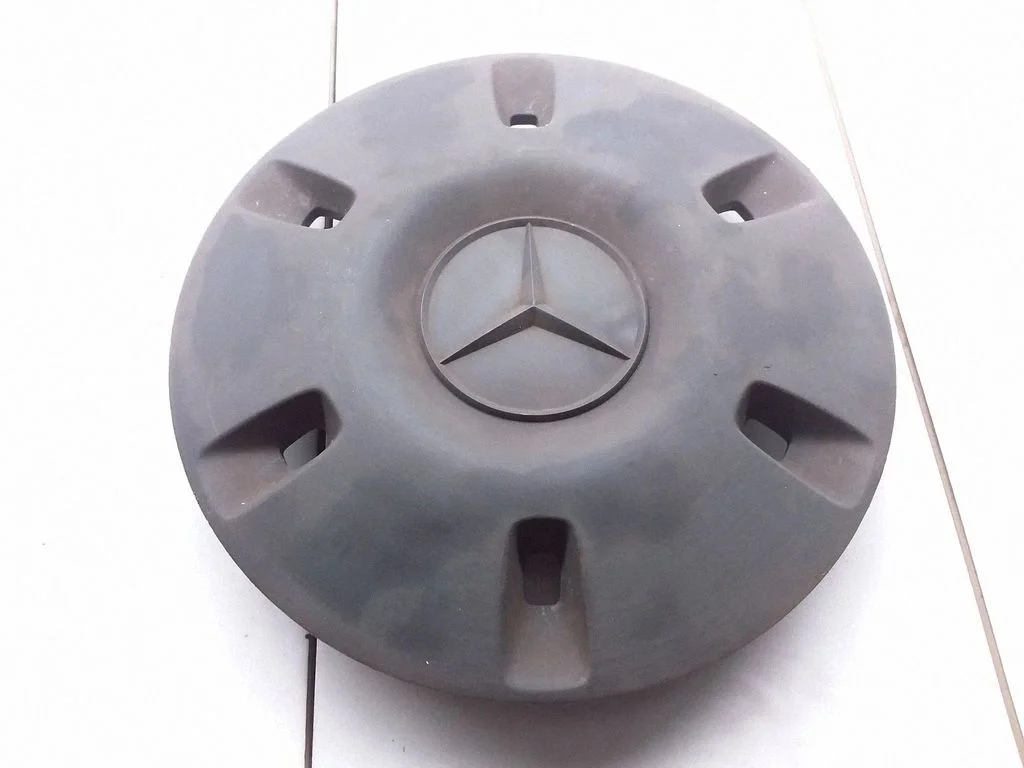 Original wheel cap A9064010025