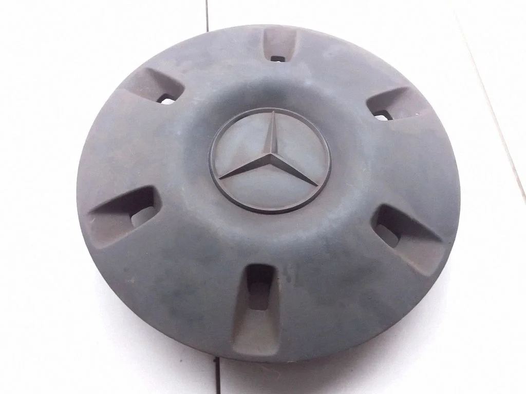 Original wheel cap A9064010025