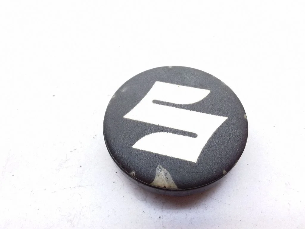 Original wheel cap C175
