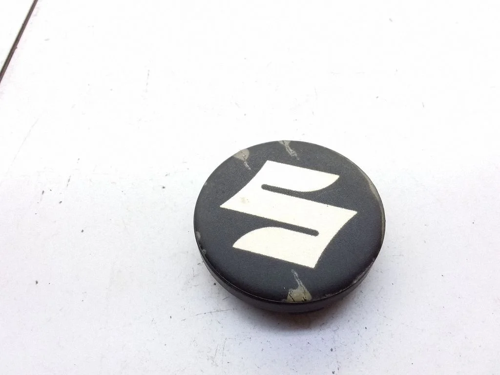 Original wheel cap C175