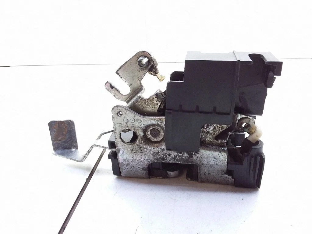 Coupe door lock (next to the handle) – Fiat Ducato (2002-2006)