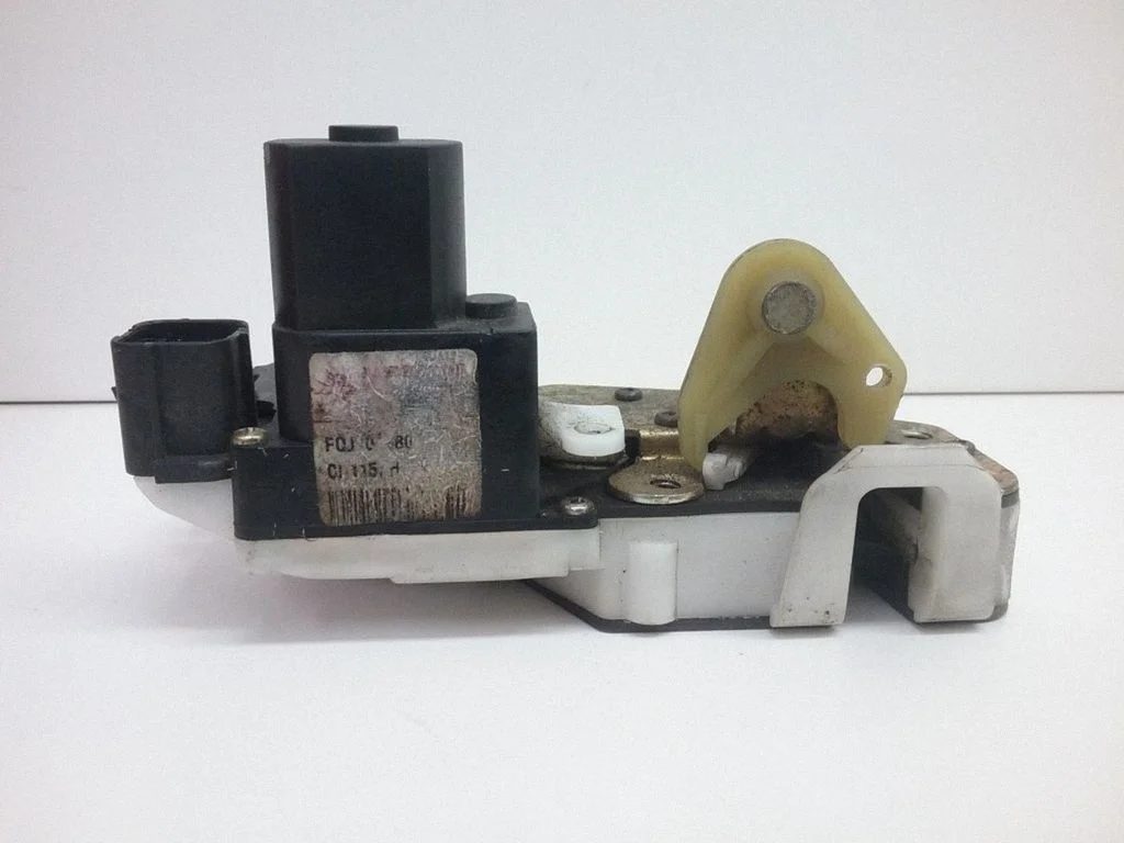 Front door lock