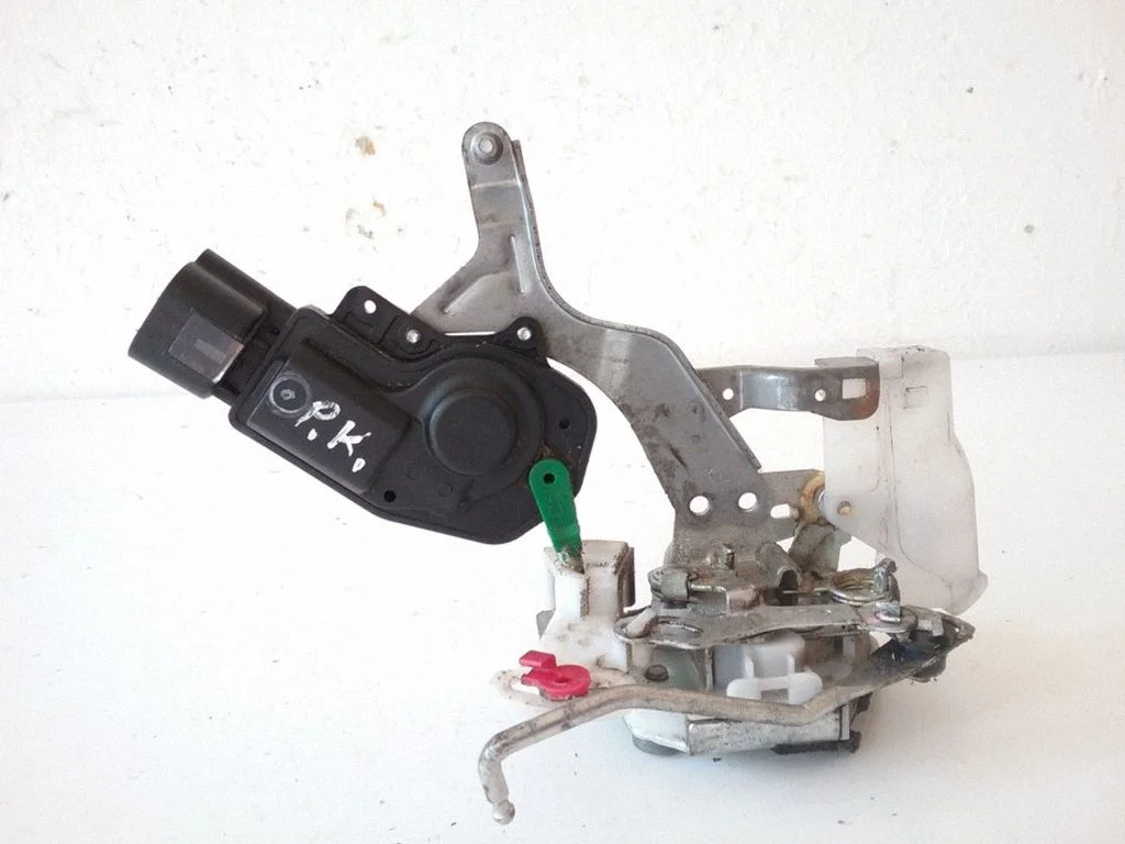 Front door lock – Toyota Aygo AB10 (2005-2014)
