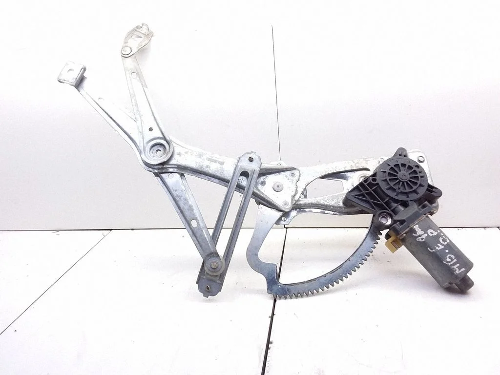 Front door window regulator with motor 0130821671