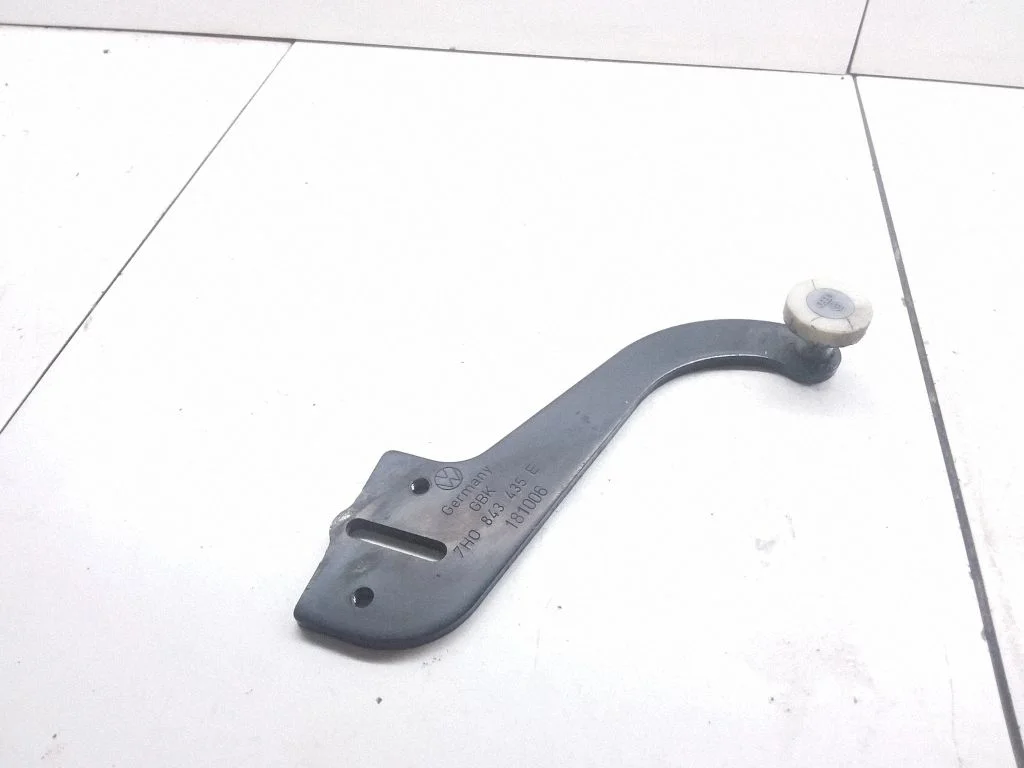 Sliding door upper roller guide/hinge – Volkswagen Transporter - Caravelle T5 (2003-2015)