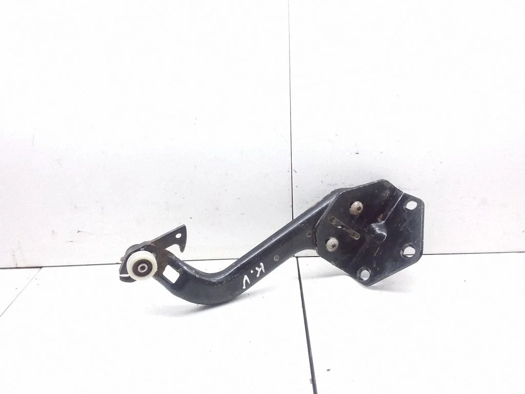 Sliding door upper roller guide/hinge – Volkswagen Crafter (2006-2016)