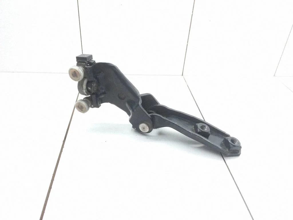 Sliding door upper roller guide/hinge 2K0843335A