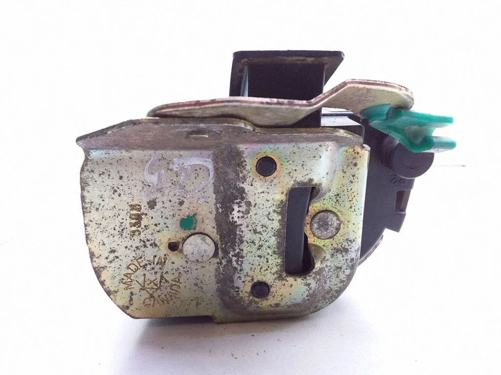 Sliding door lock – Chrysler Grand Voyager III (1995-2000)