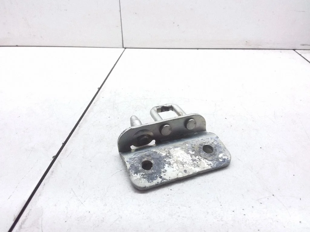 Laadimisukse luku vastus – Mercedes-Benz Sprinter W906 (2006-2018)