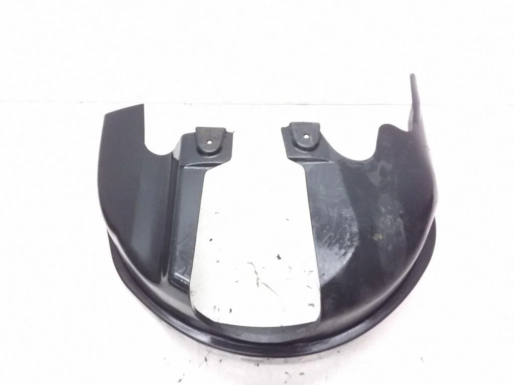 Rear arch fender liner splash guards – right