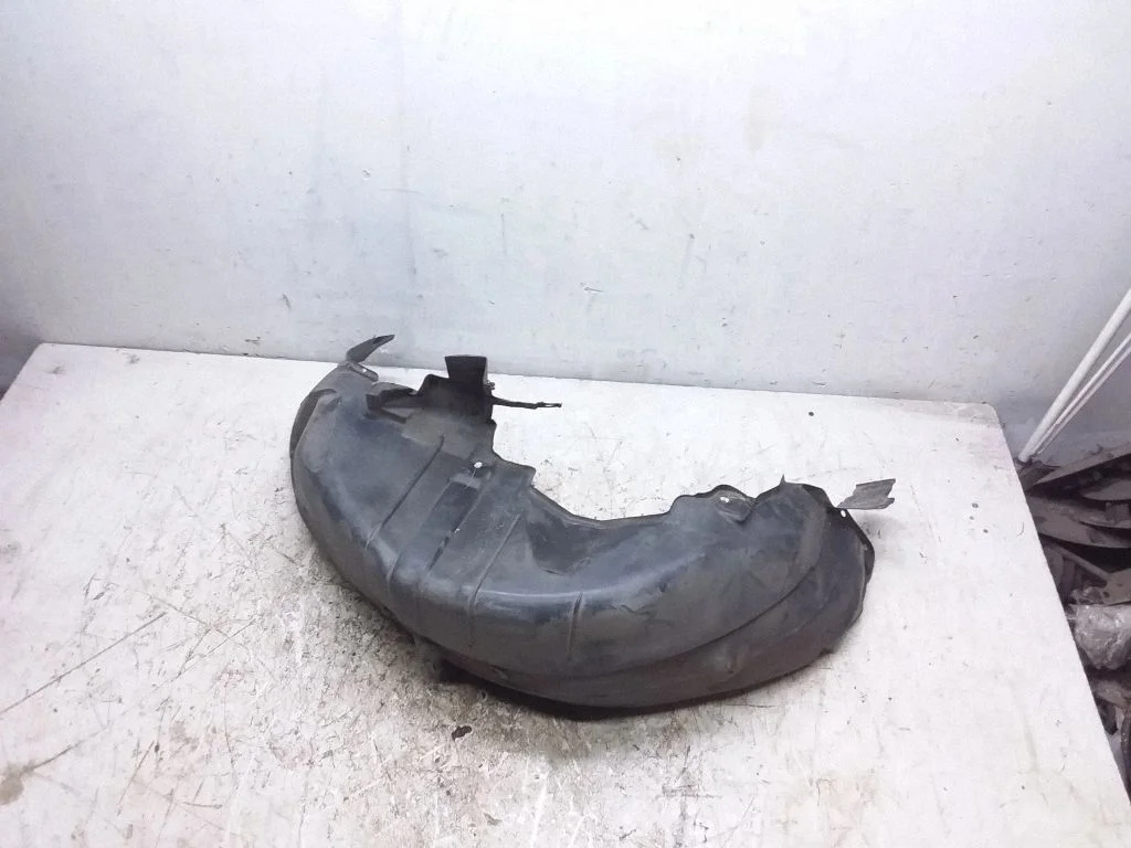 Tagumine poritiivakate – Subaru Legacy (2007-2009)